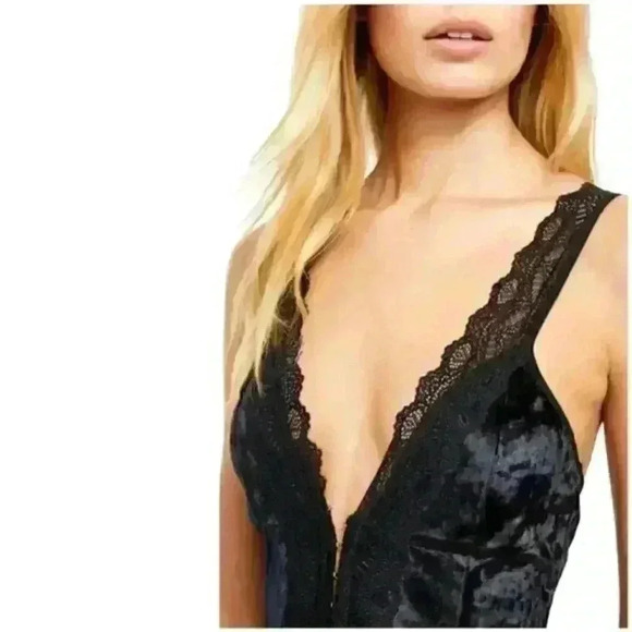 Free People Melrose Black Lace Backless Bodysuit - Picture 5 of 8